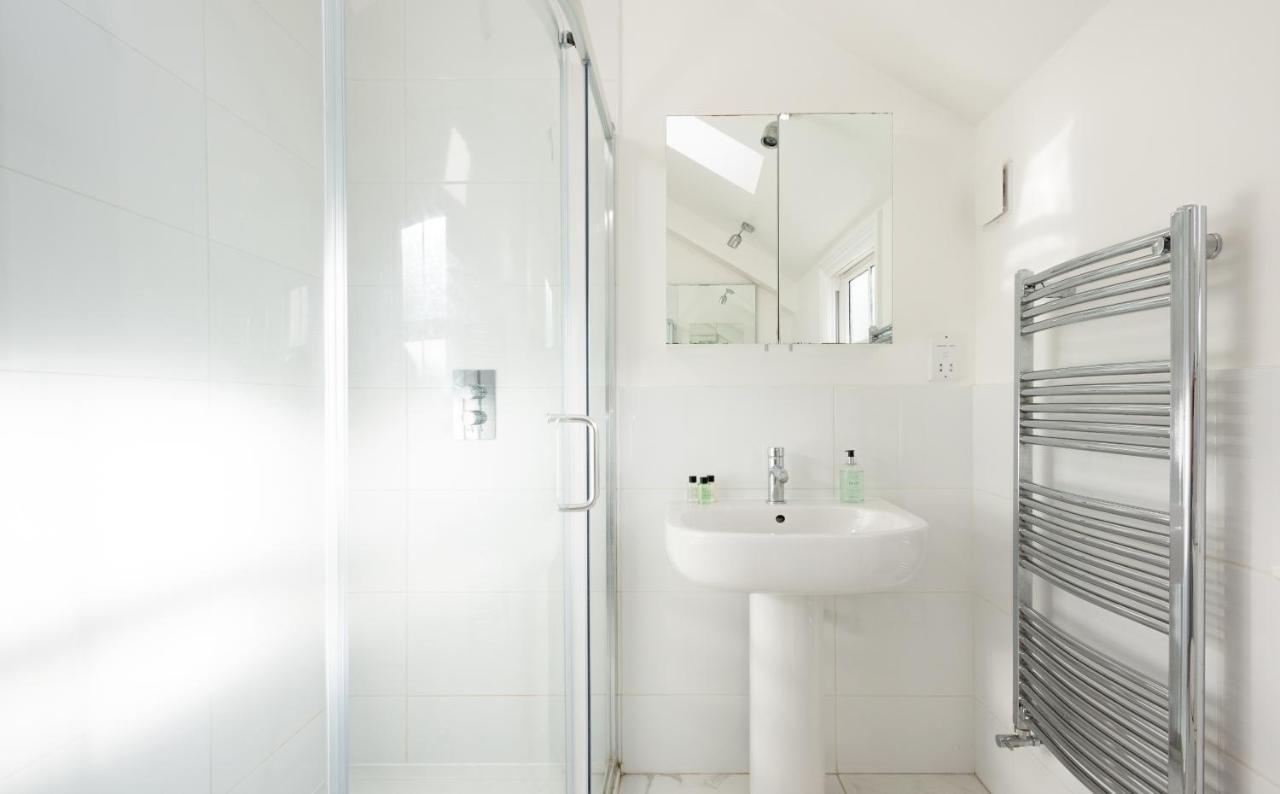 The Magdalene Cottage - Modern & Comfortable 4Bdr Family Home 剑桥 外观 照片